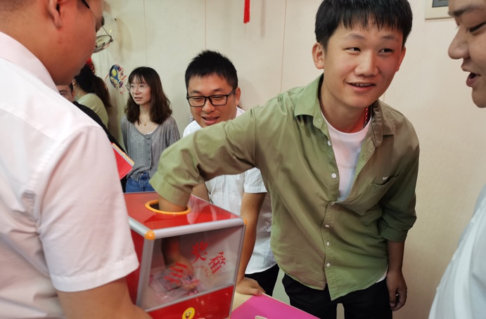 共青團(tuán)南昌市政建設(shè)集團(tuán)有限公司委員會(huì)舉辦了“承傳統(tǒng)文化，享團(tuán)圓美滿(mǎn)”中秋主題活動(dòng)6914.jpg